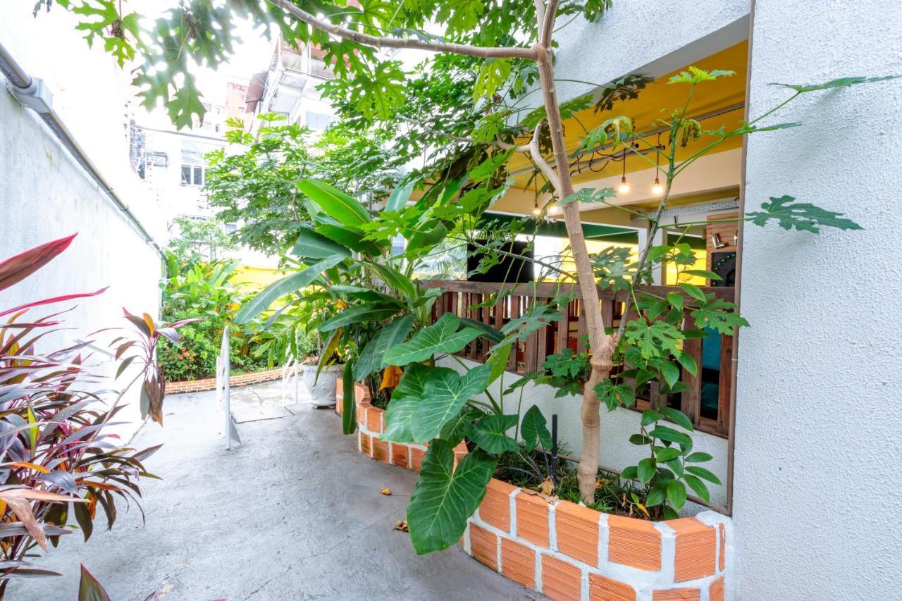 Local Hostel Manaus Exterior photo