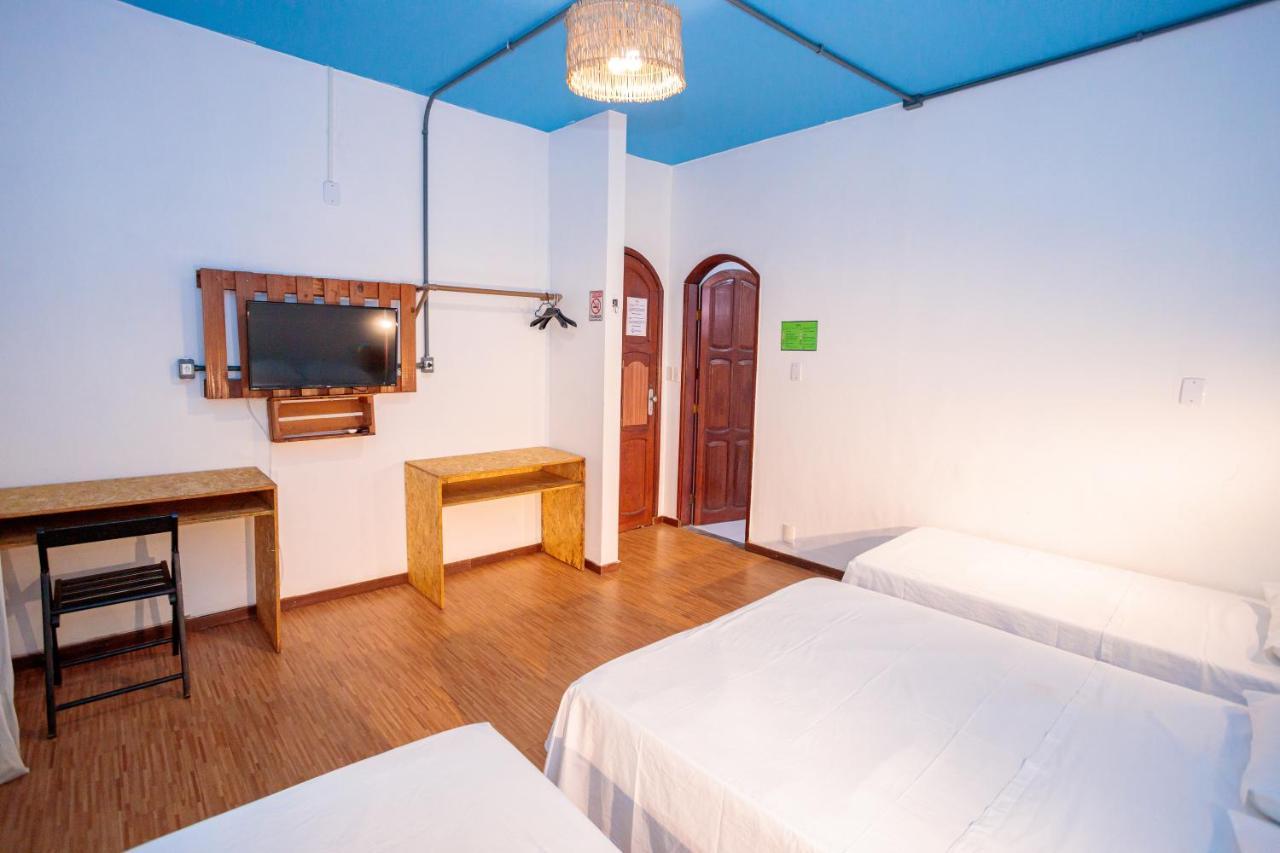 Local Hostel Manaus Exterior photo