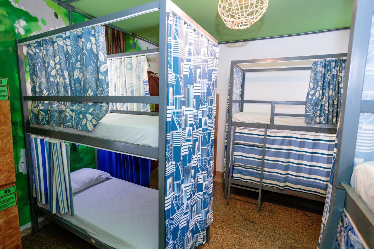 Local Hostel Manaus Exterior photo